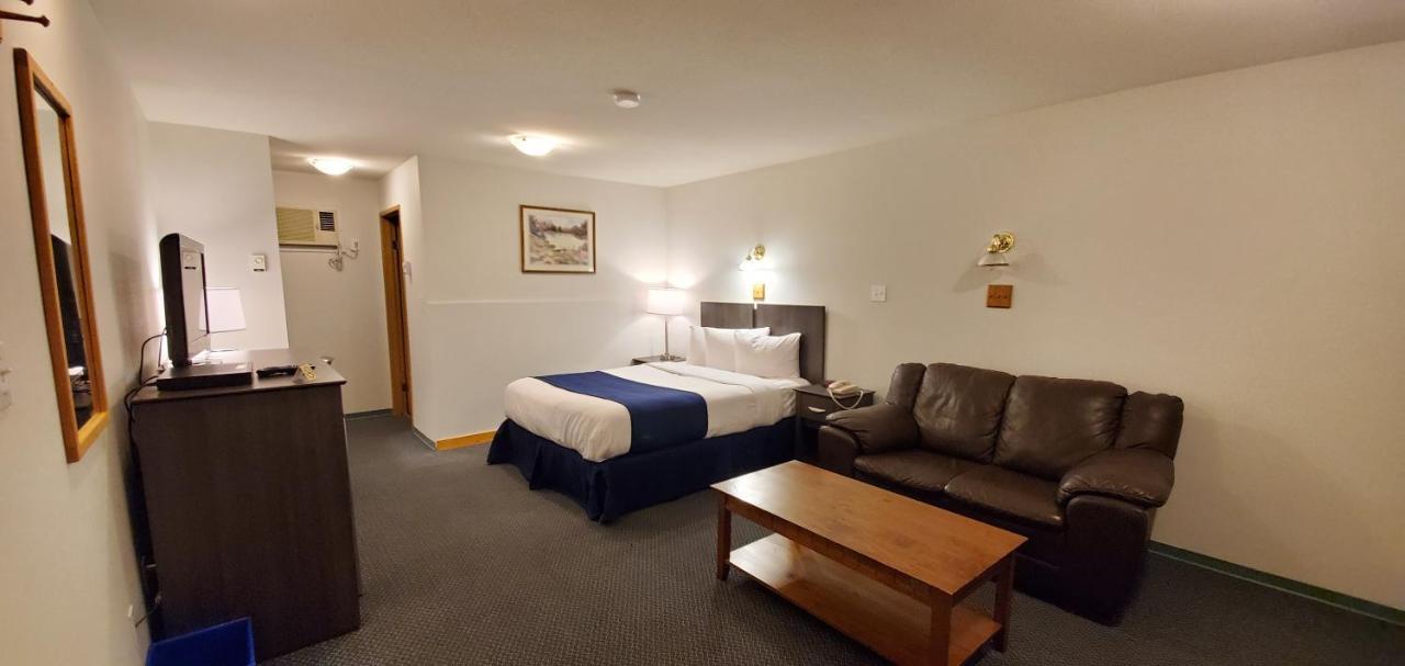 Travelodge By Wyndham Mcbride Exteriér fotografie